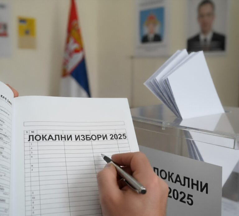 Сутра се понавља гласање на бирачком месту број 8. у Јарковцу