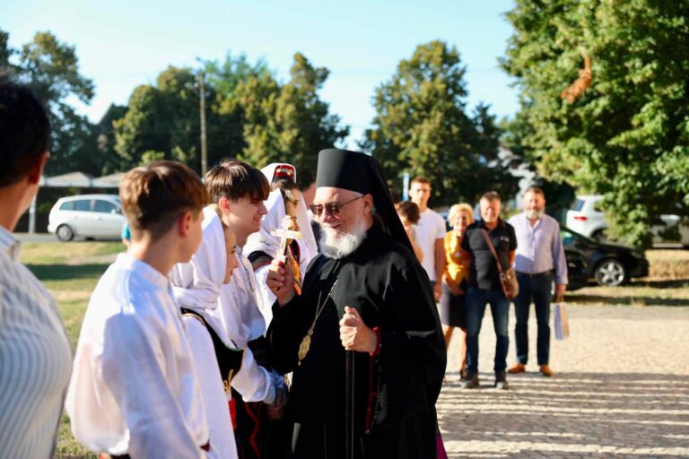 Прослављена храмовна слава Светог Пантелејмона у Крајишнику